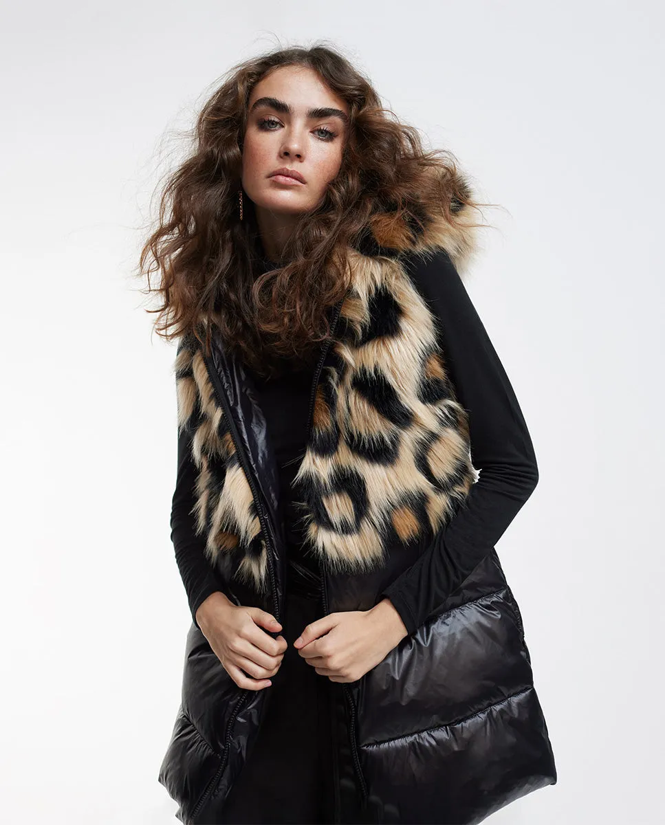 Contrast faux fur waistcoat