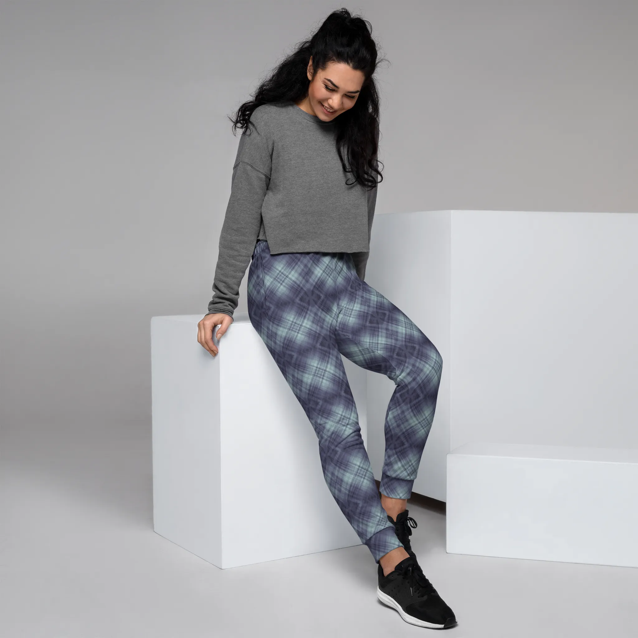 Recursia Argyle Rewired I Women's Joggers In Blue