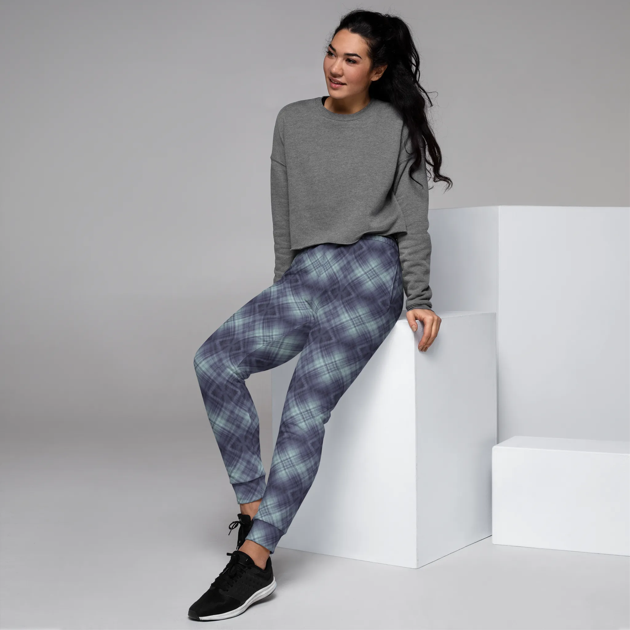 Recursia Argyle Rewired I Women's Joggers In Blue