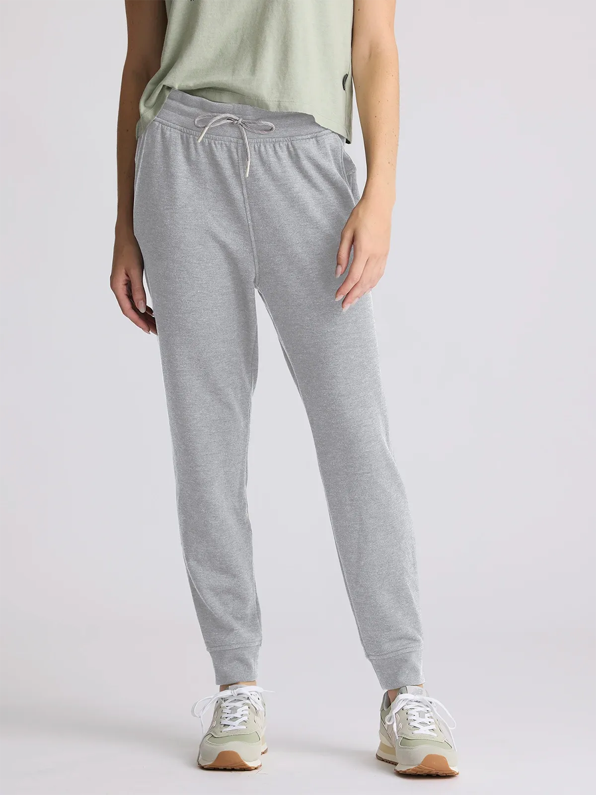 Women's Bamboo Lightweight Fleece Jogger - Light Heather Grey